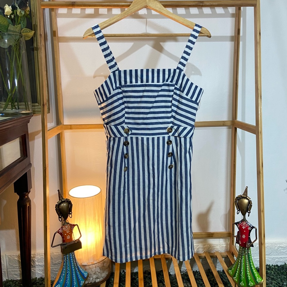 ποΈ Derek Heart Dress. Size- L ( Smaller in size) - Picture 1 of 14